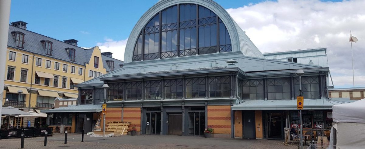 Saluhallen i Göteborg. Ta en guidad tur runt Göteborg med en Local guide genom Meet the Locals.
